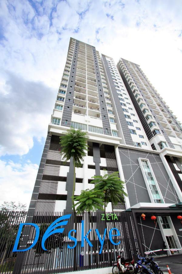 Homestay Zeta Desky *
